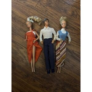 1966 -1968 Vintage BARBIE MATTEL doll Bundle